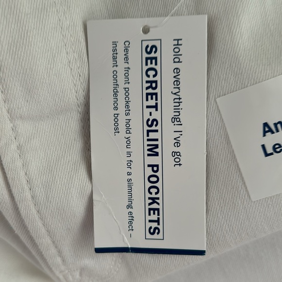 Jeans - Picture 4 of 6